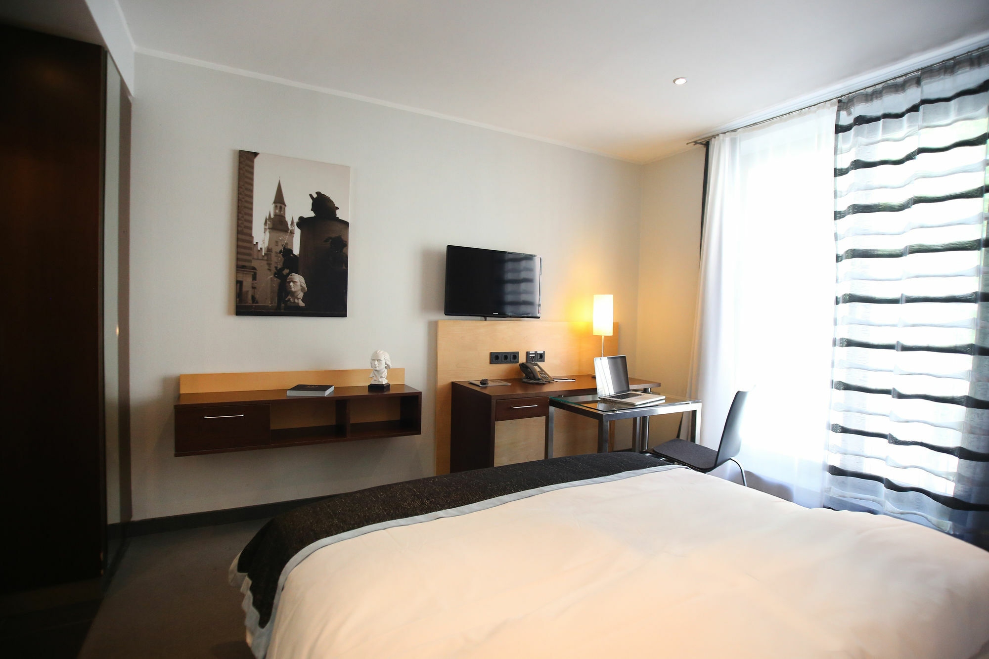 Schiller 5 Hotel Мюнхен Экстерьер фото